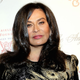 Illustration for article titled Tina Knowles Kindly Tells Paparazzi to Have Some Goddamn Class